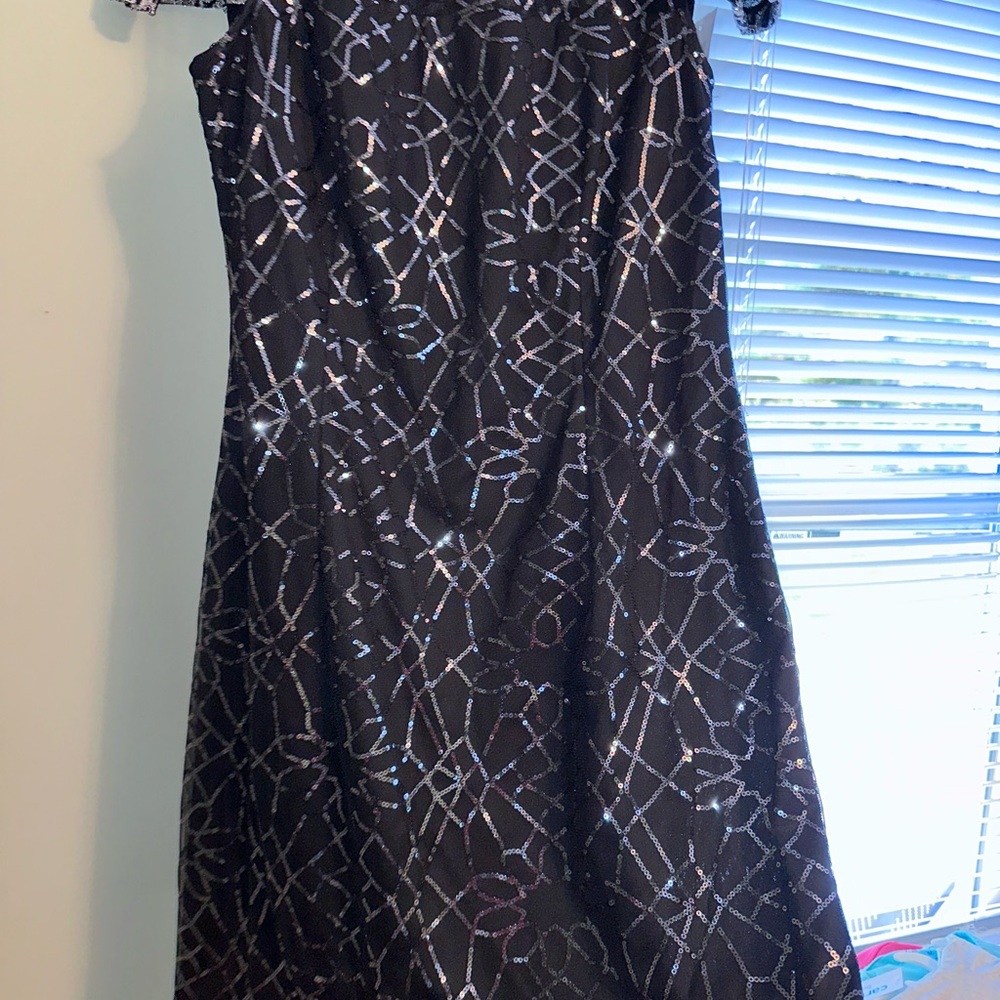 American Living Black and Silver mesh embroidered Dress size 10 NWT